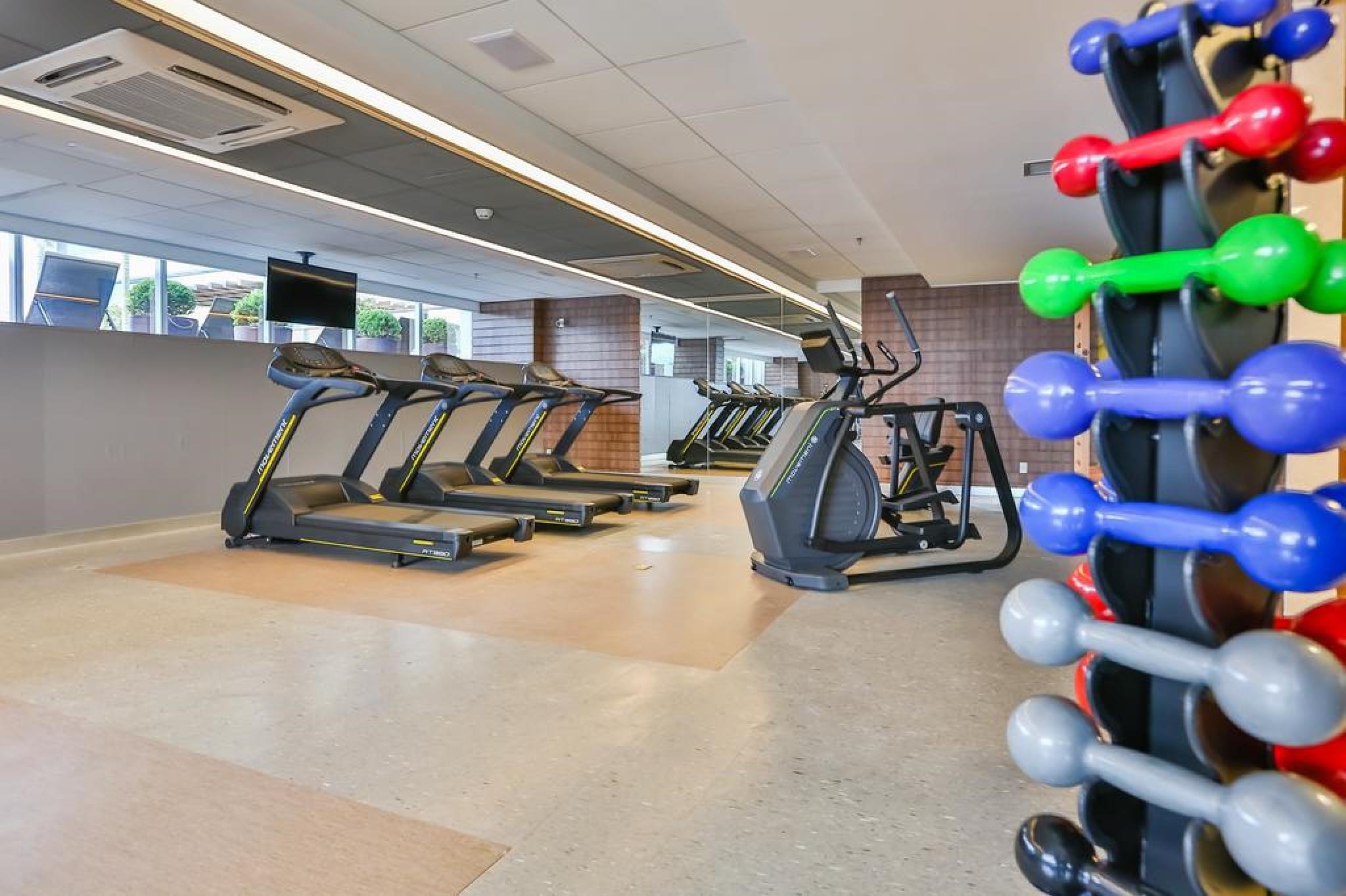 Transamerica Collection Гояния Екстериор снимка The gym at the hotel