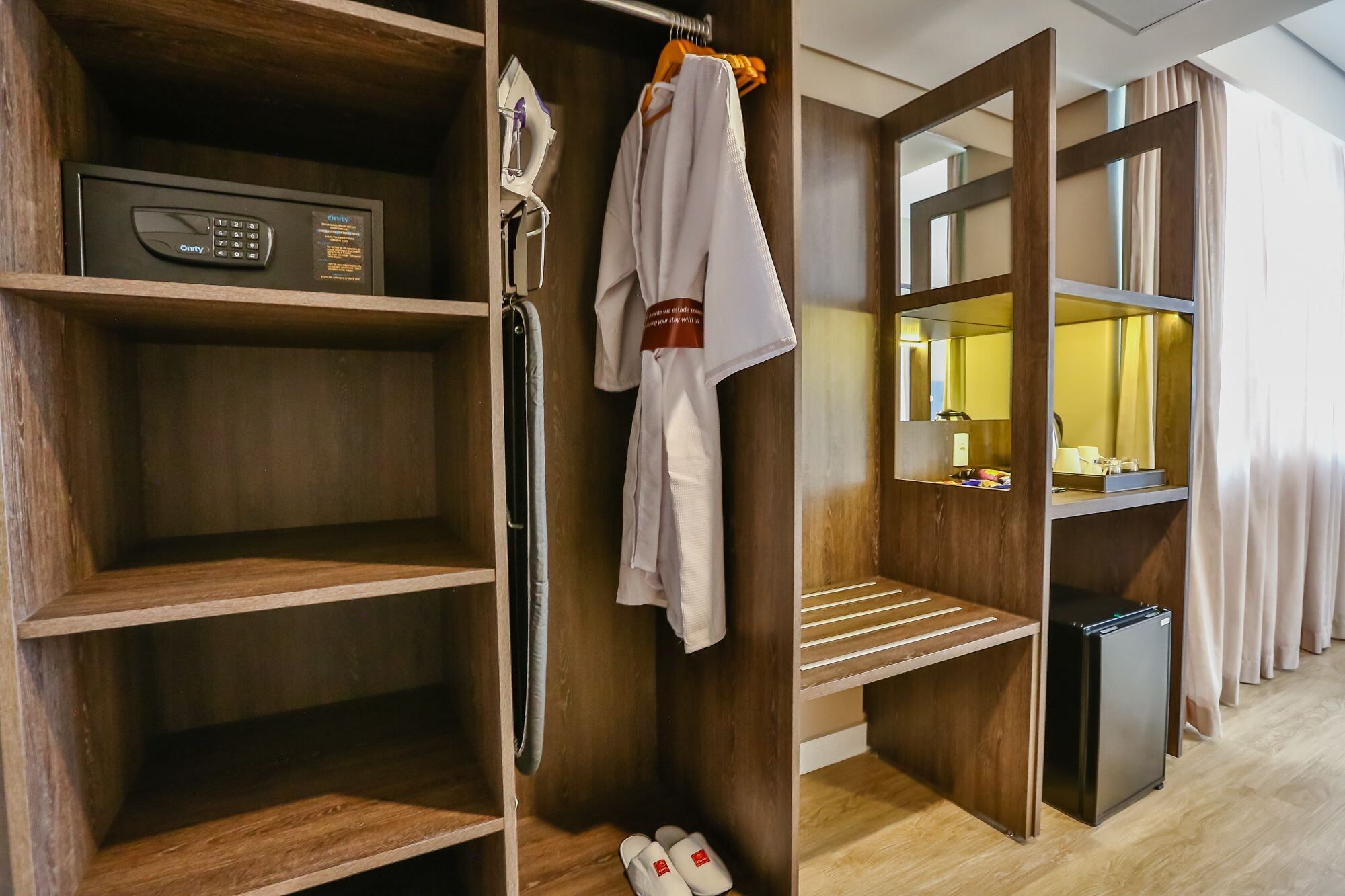 Transamerica Collection Гояния Екстериор снимка A room at the hotel